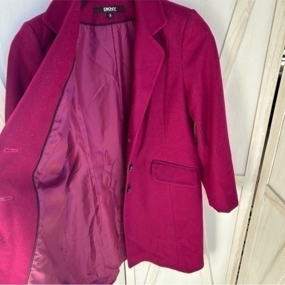 ✨Like New DKNY Women's Burgundy fuchsia pink blazer style peacoat size 8 - Picture 6 of 9